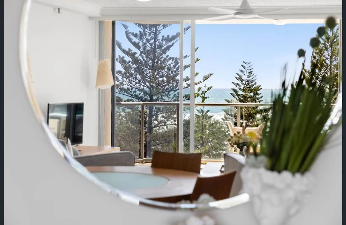 Seaside Retreat With Ocean Views Apartment Gold Coast 0*,