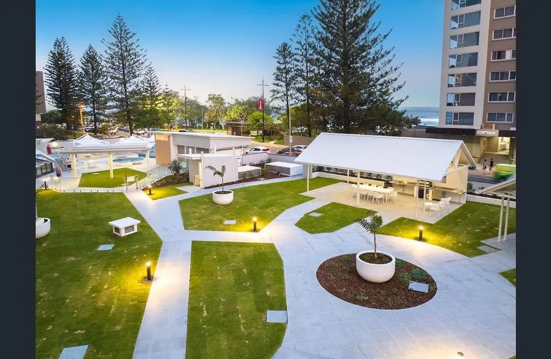 Seaside Retreat With Ocean Views Apartment Gold Coast