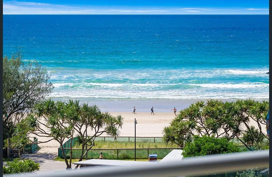 Seaside Retreat With Ocean Views Apartment Gold Coast